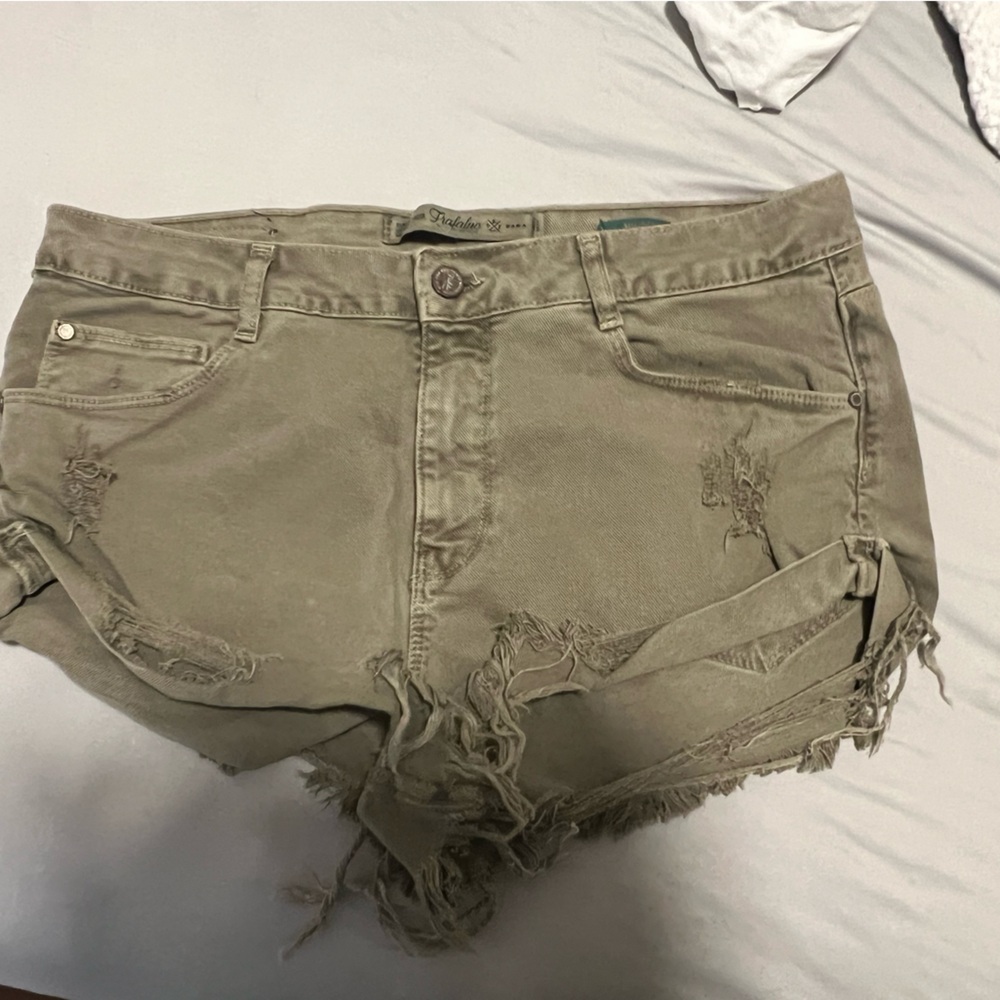 ZARA OLIVE JEAN SHORTS